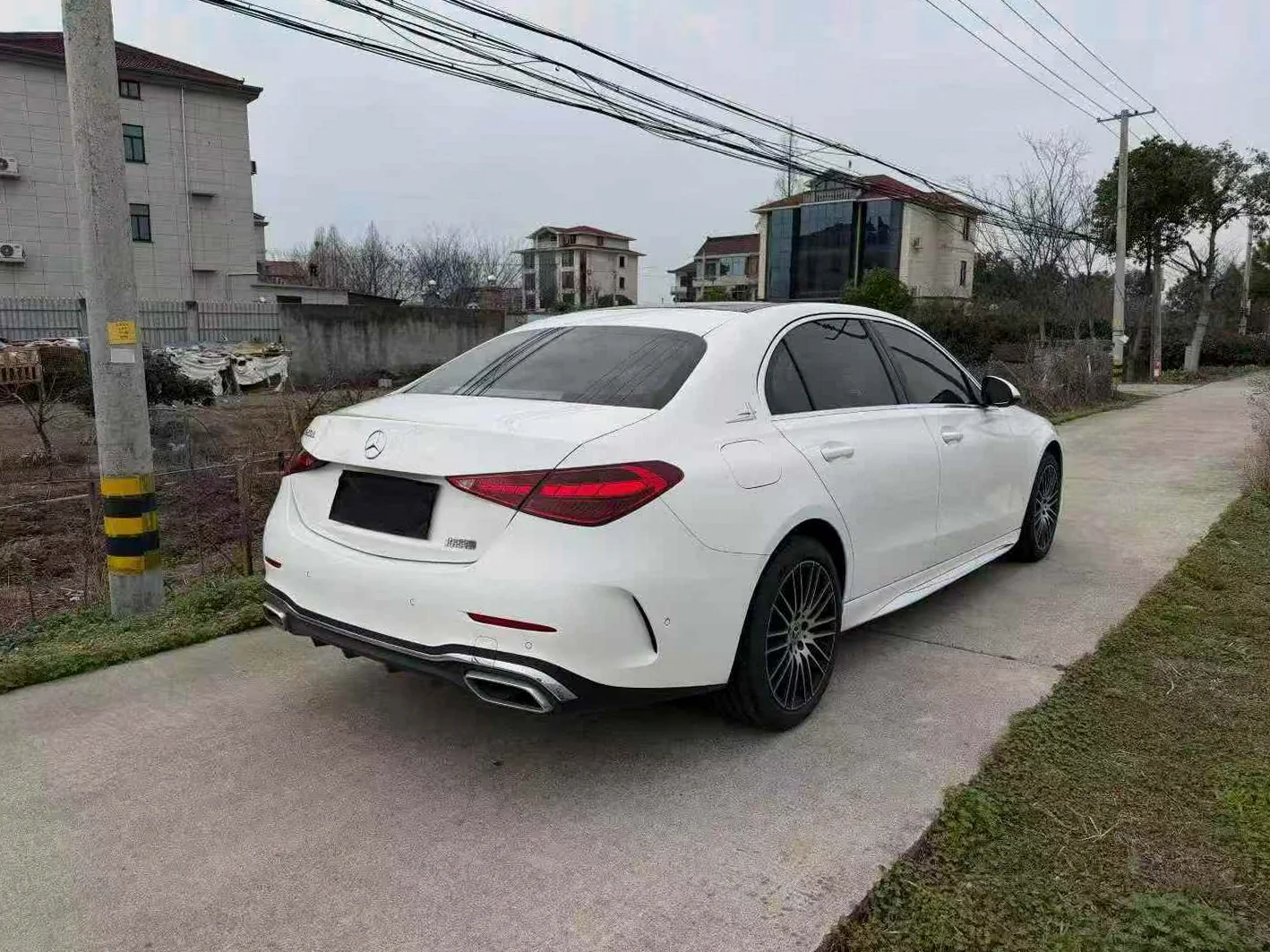 奔驰C 驾驶室