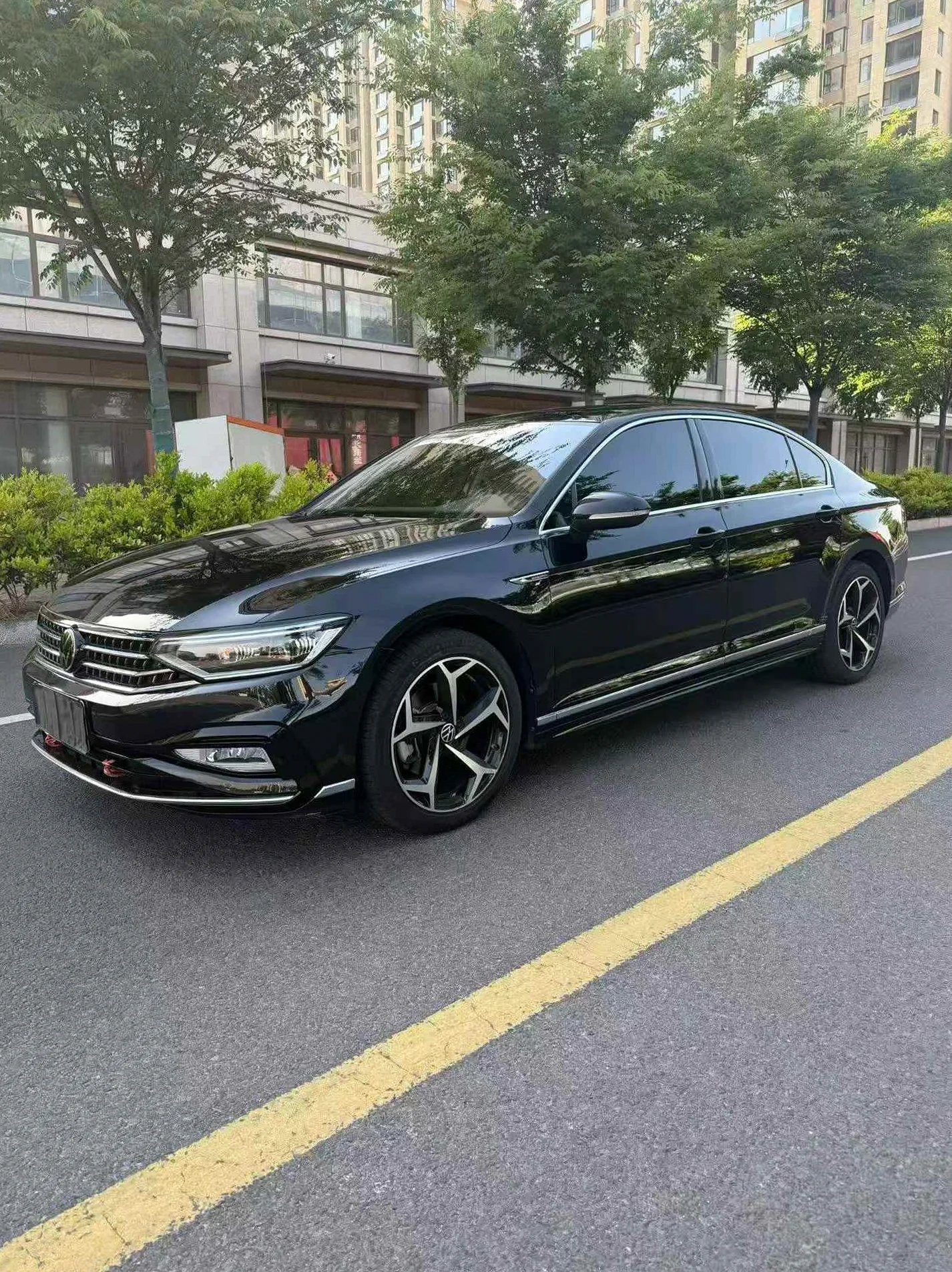 大众迈腾 正面外观三