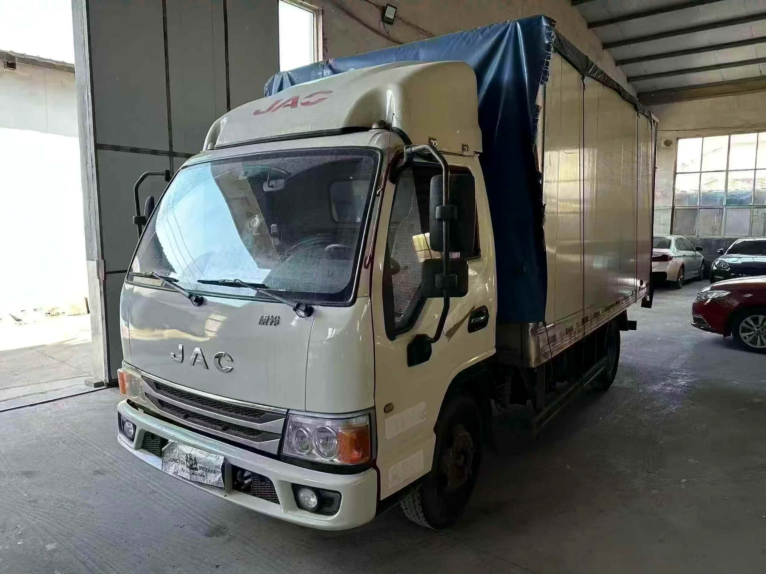 江淮康铃 正面外观三