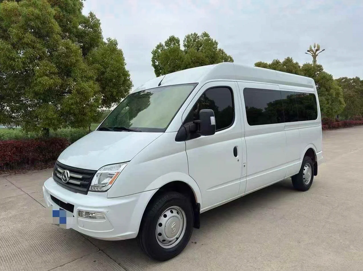 大通V80 正面外观二
