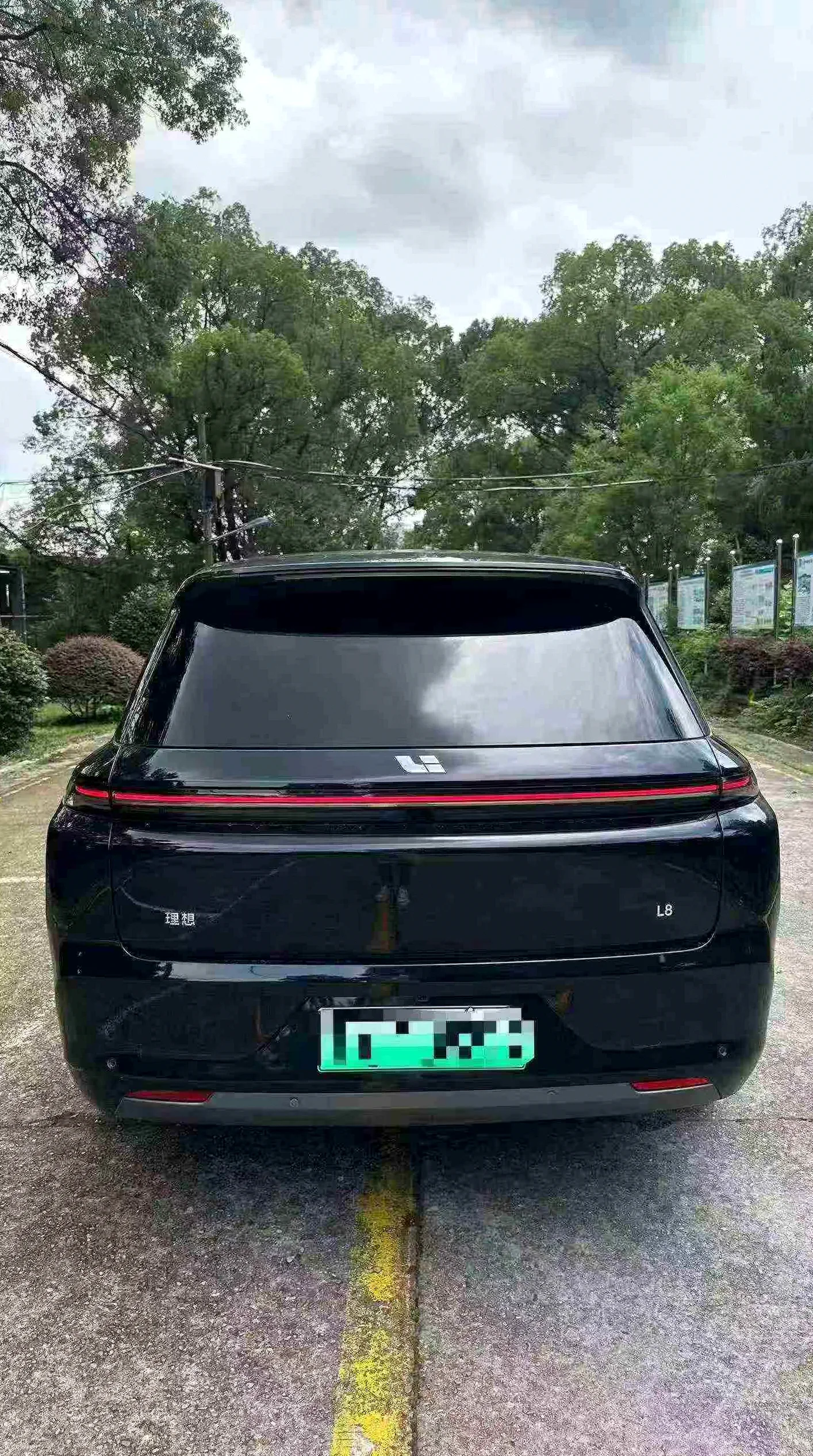 理想L8 驾驶室