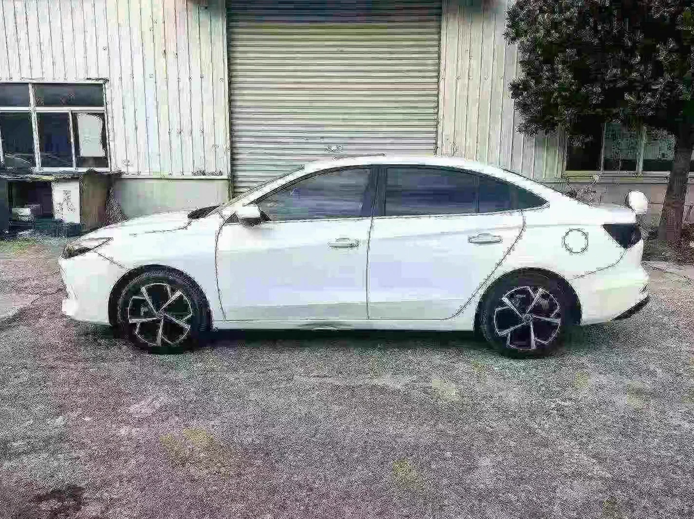 荣威360 驾驶室