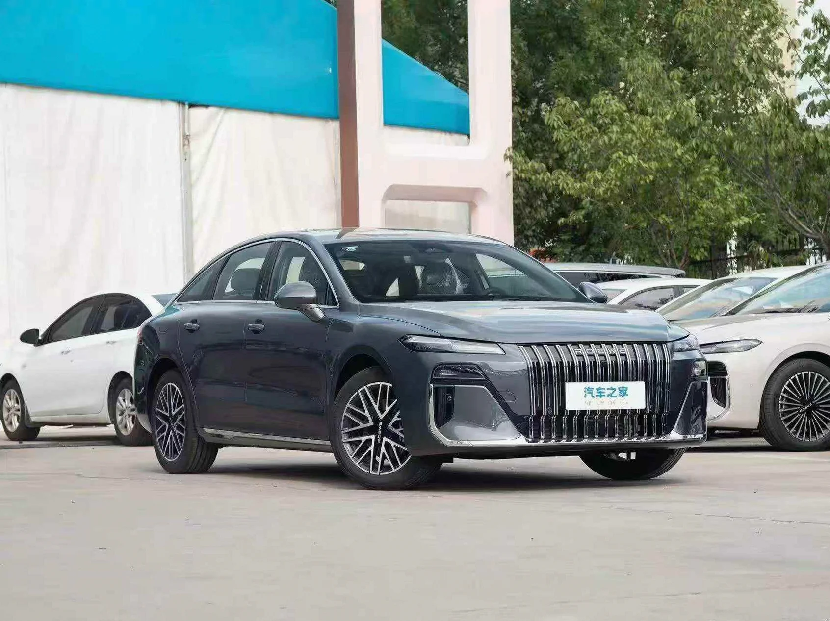 2026款 荣威 M7