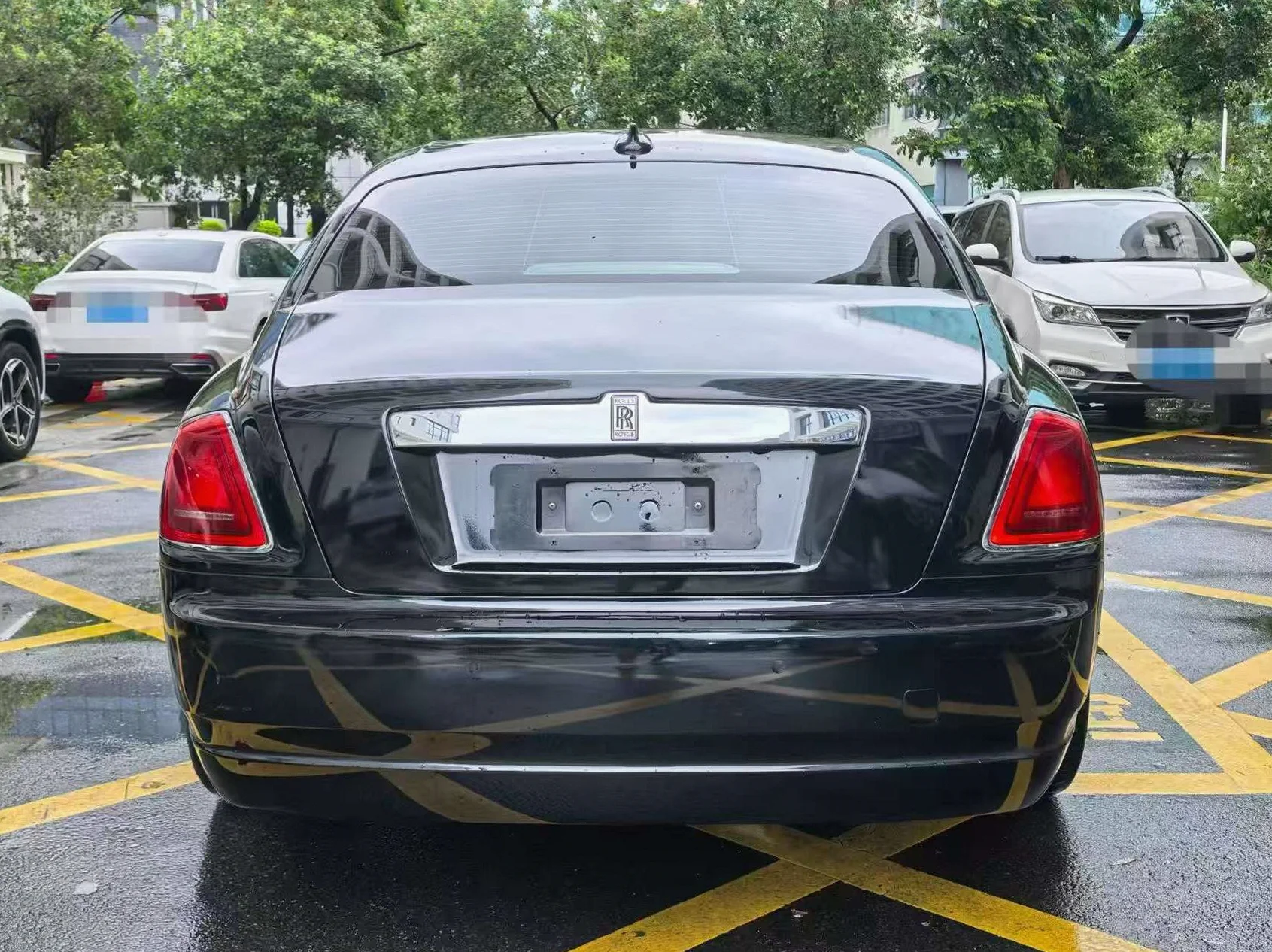 劳斯莱斯古斯特 内饰后排