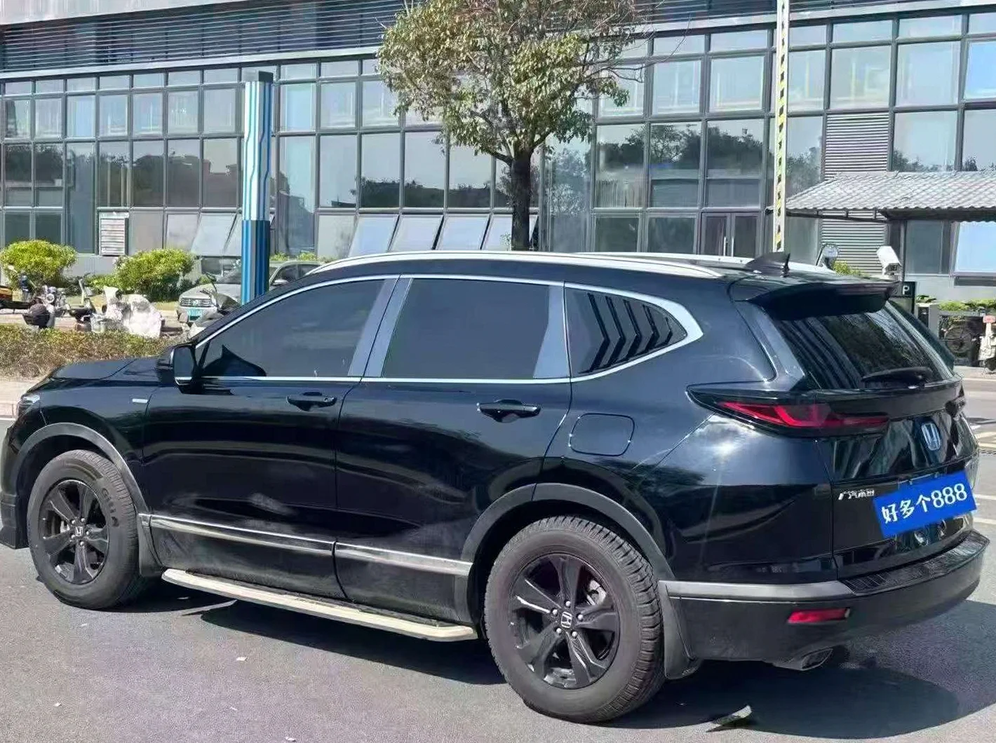 本田皓影 后面外观三