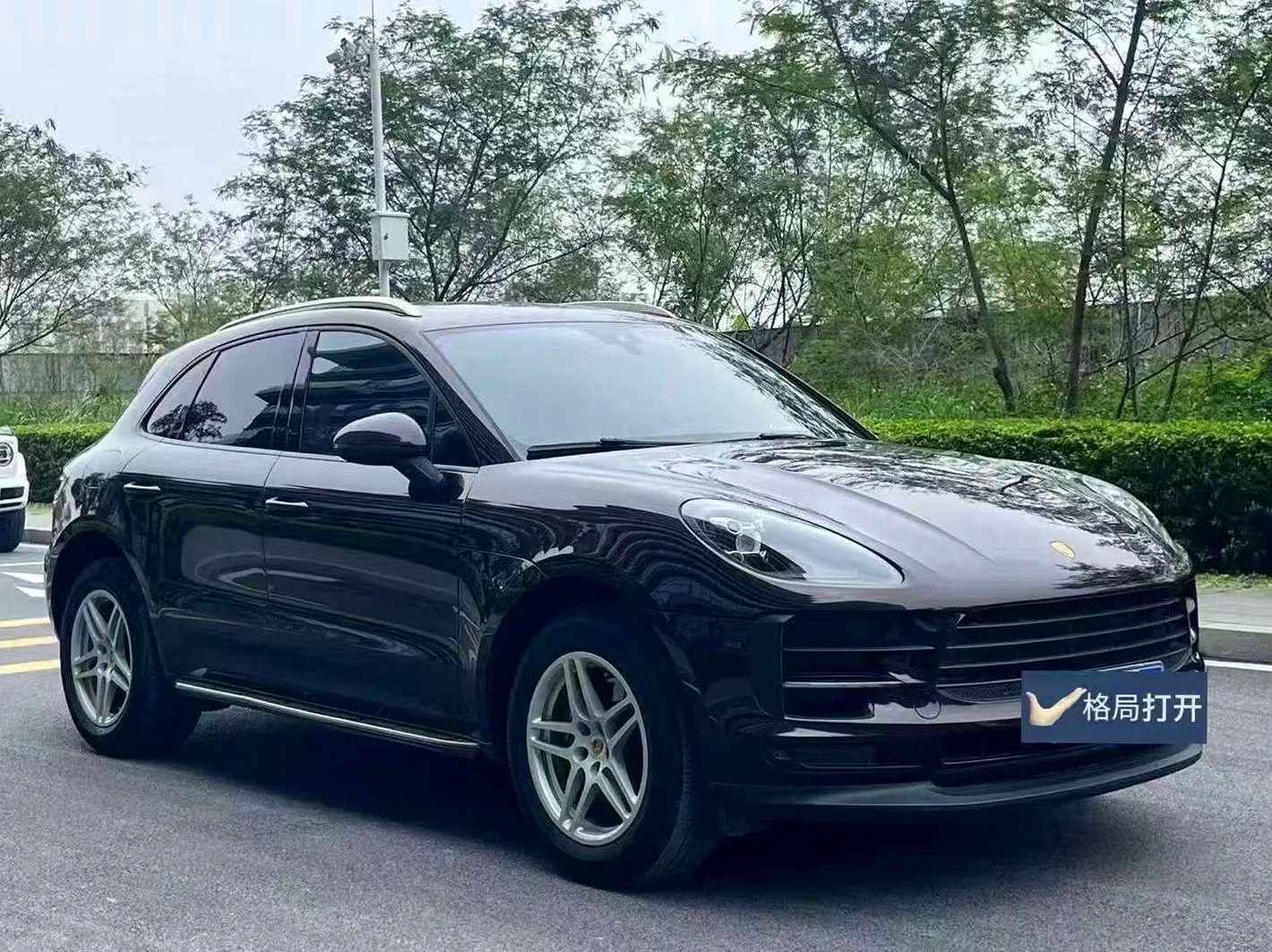 保时捷Macan 正面外观三