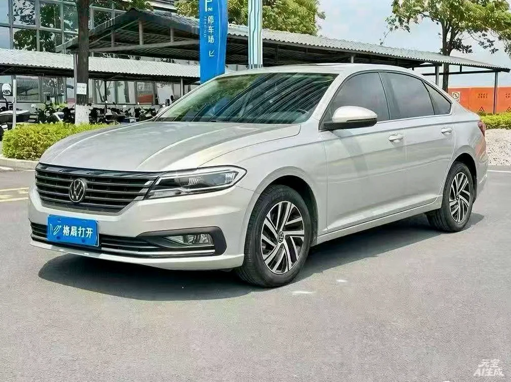 大众朗逸 正面外观三