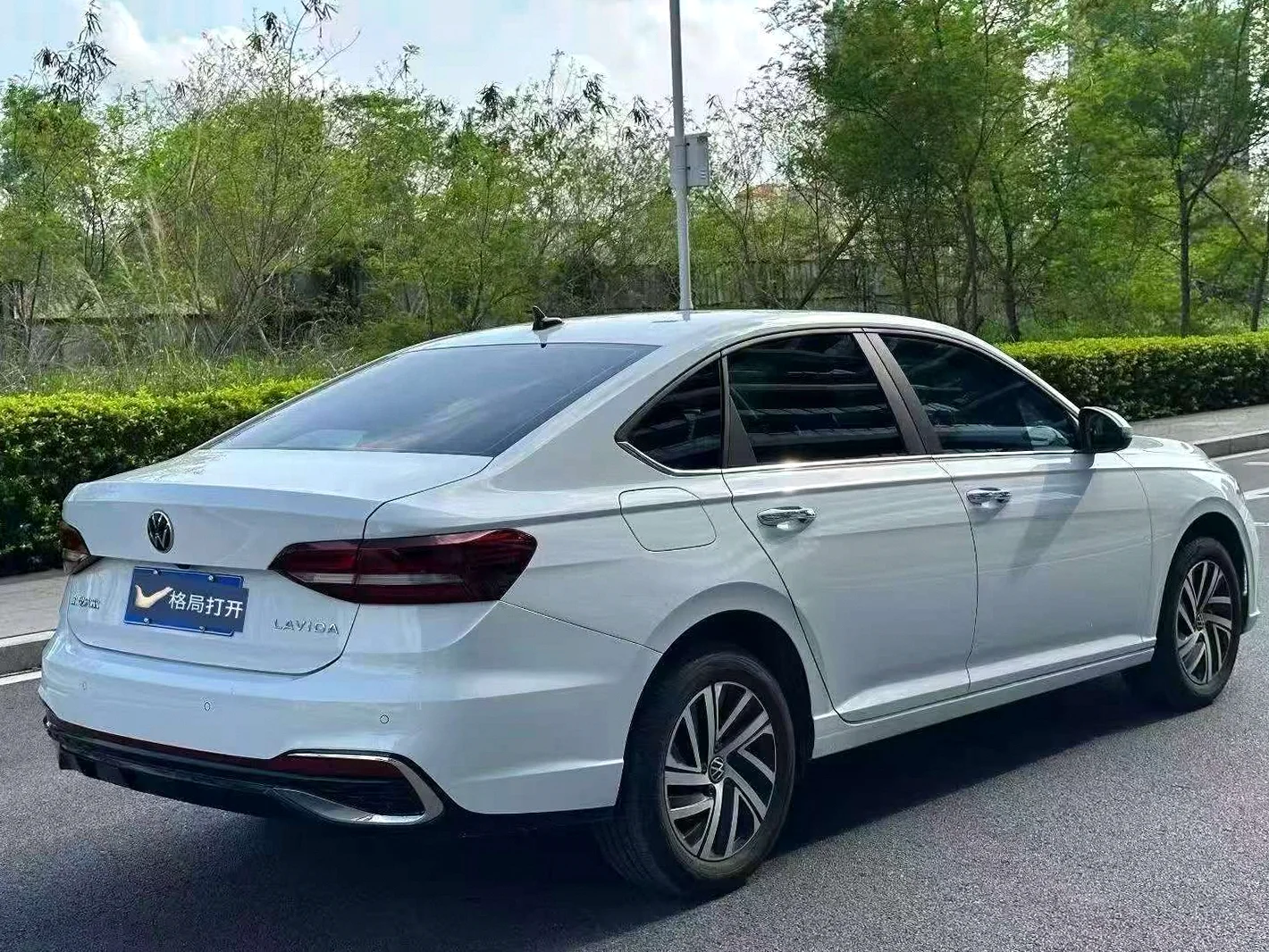 大众朗逸 后面外观三