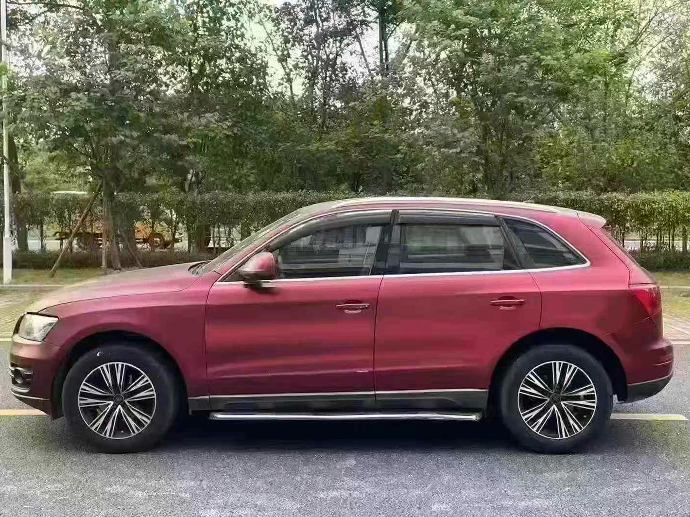 奥迪Q5 后面外观一