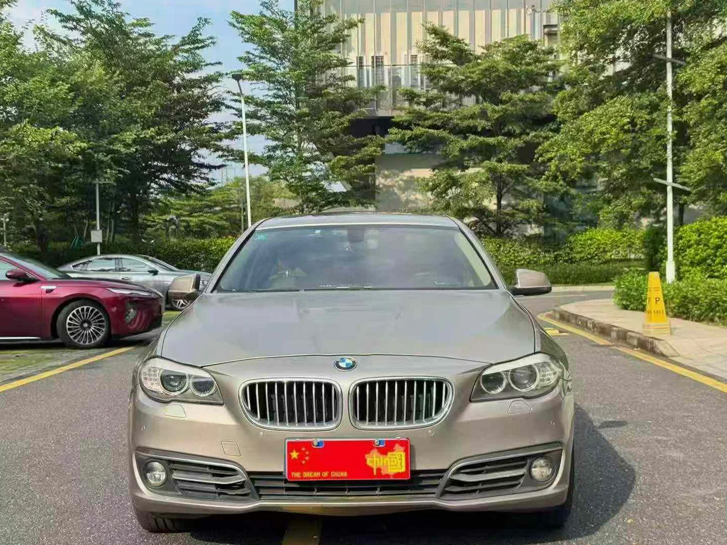 13年宝马525Li 2.0T高配