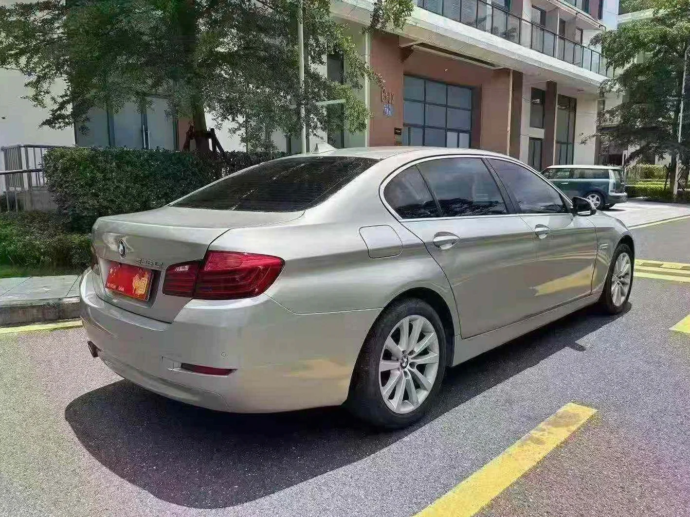 宝马5系 驾驶室