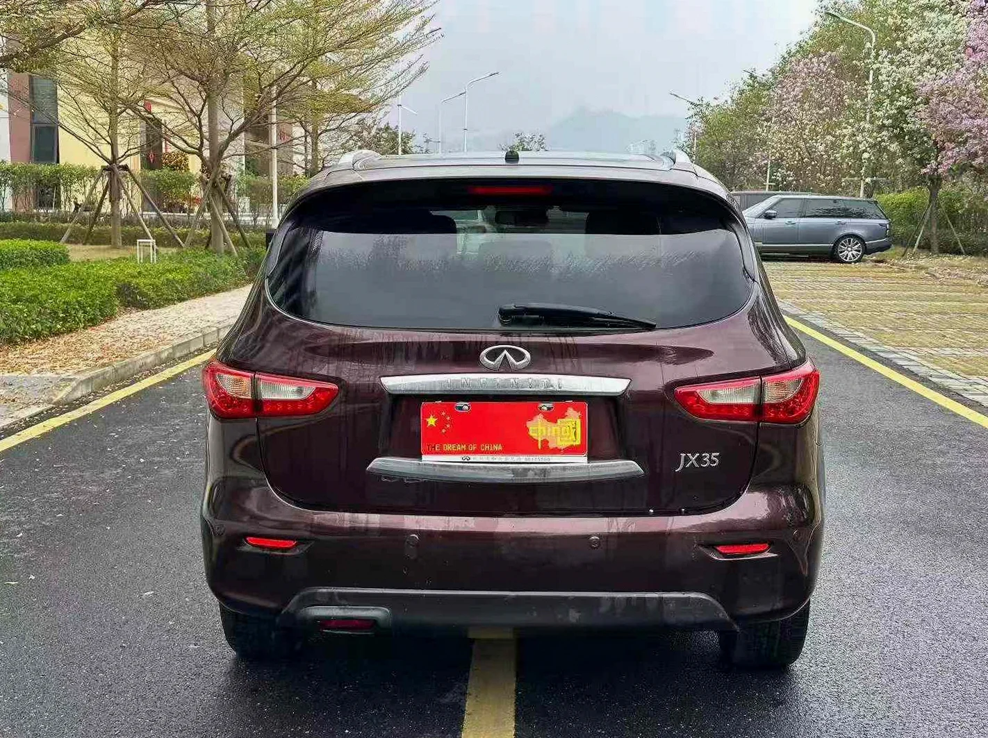 英菲尼迪JX35 后面外观二