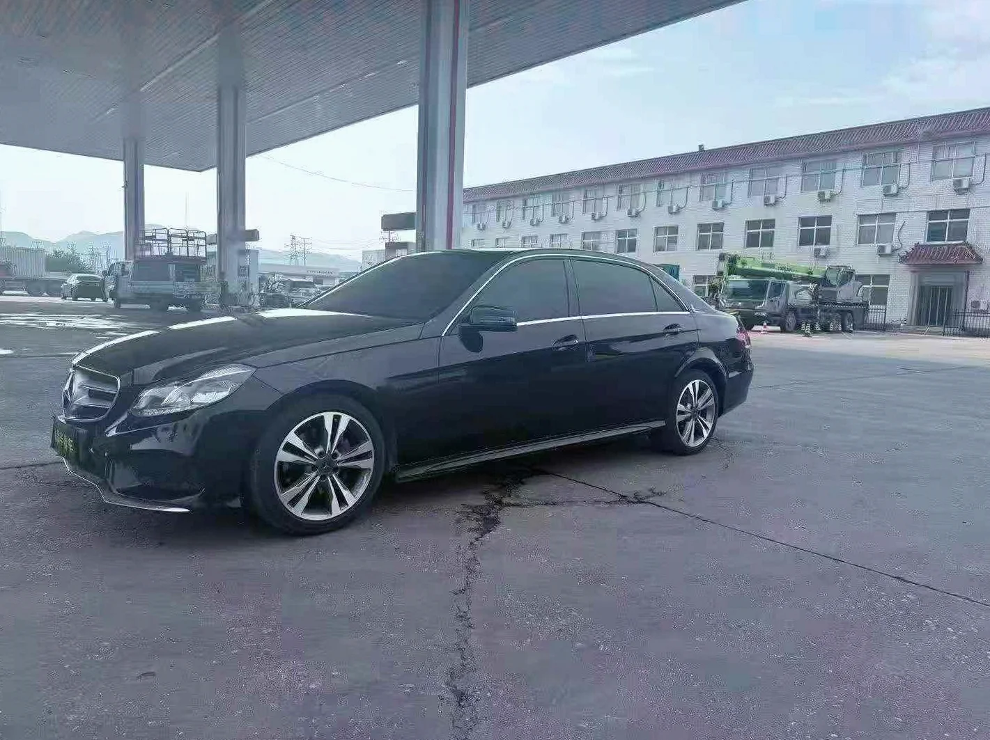 15年改款奔驰E200L 2.0T高配