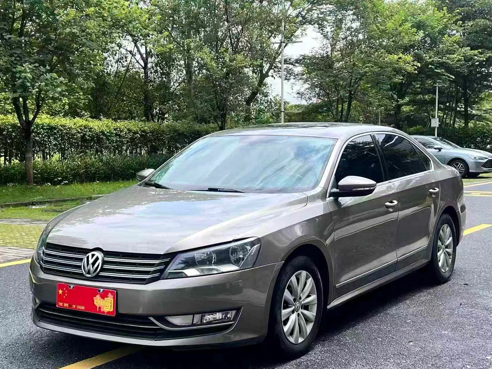 大众帕萨特 正面外观三