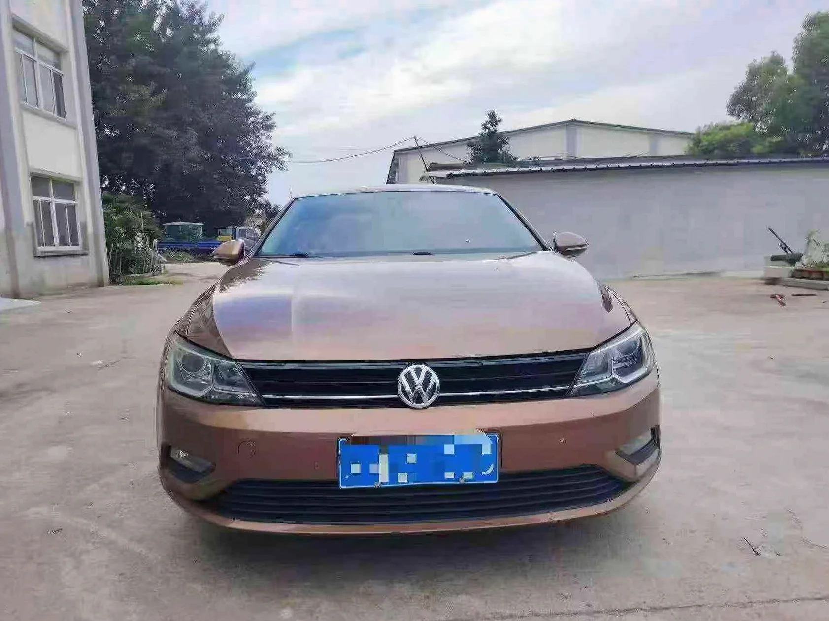 准16年大众凌渡230TSI DSG风尚版