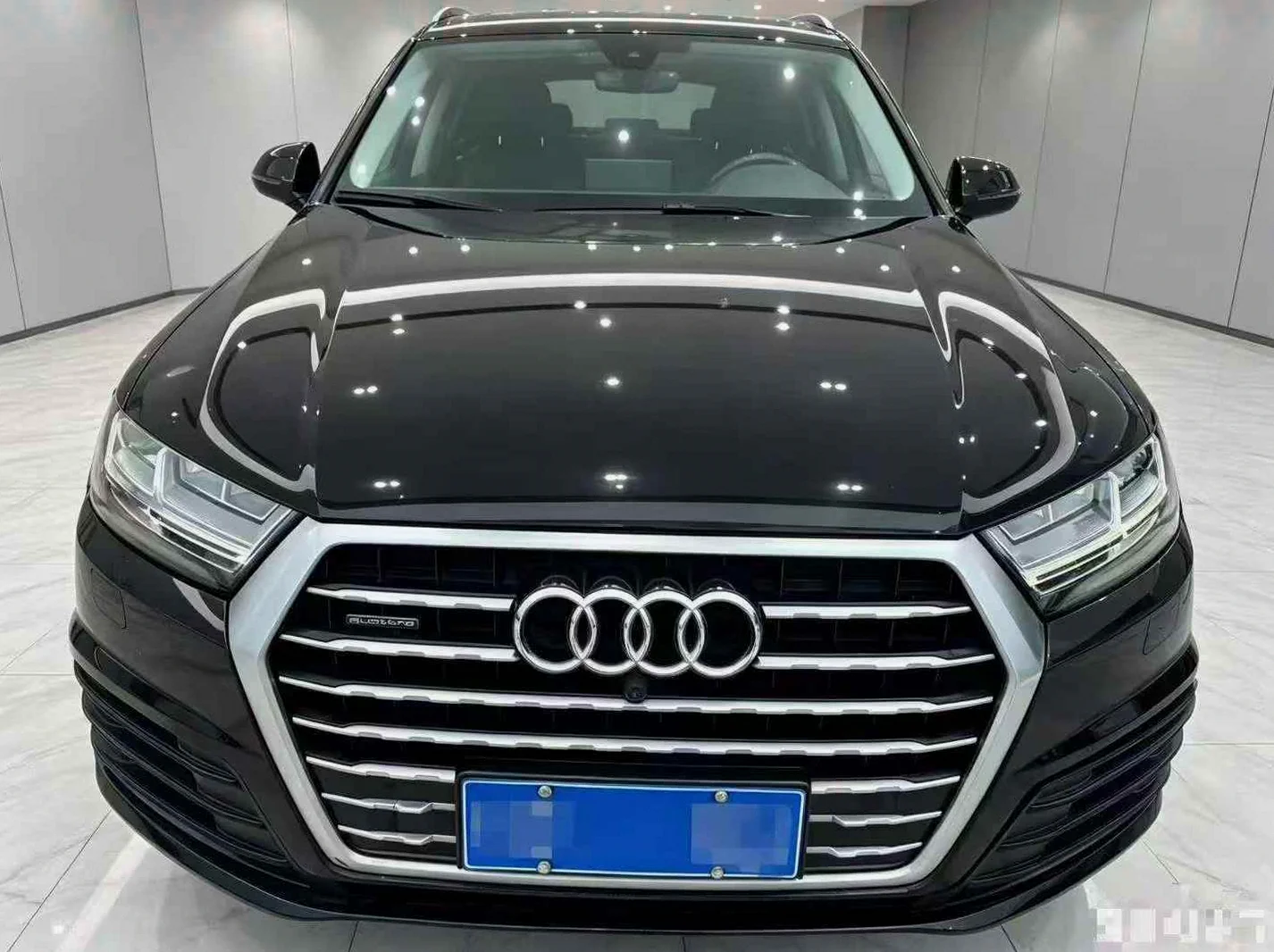 奥迪Q7 驾驶室