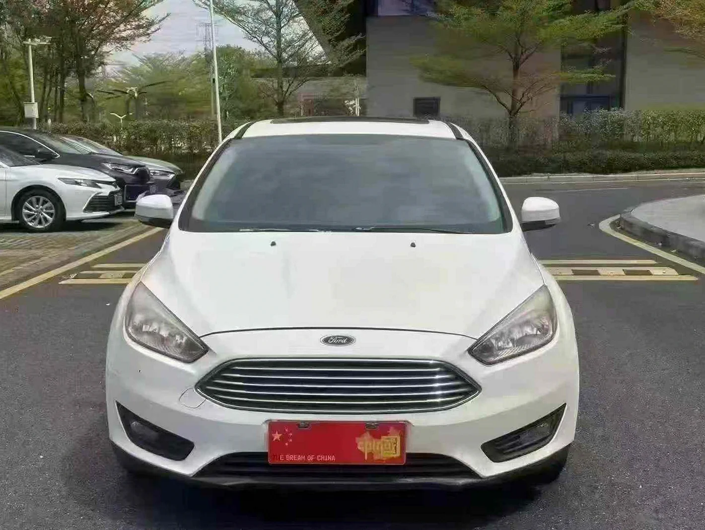福特福克斯 正面外观二