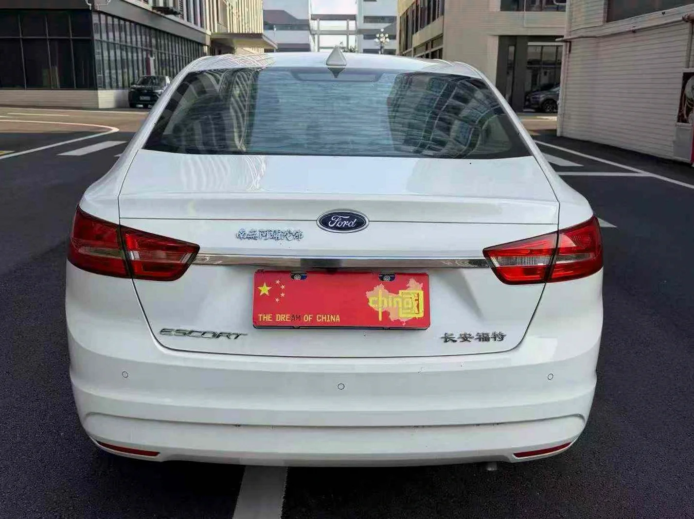 福特福睿斯 后面外观二