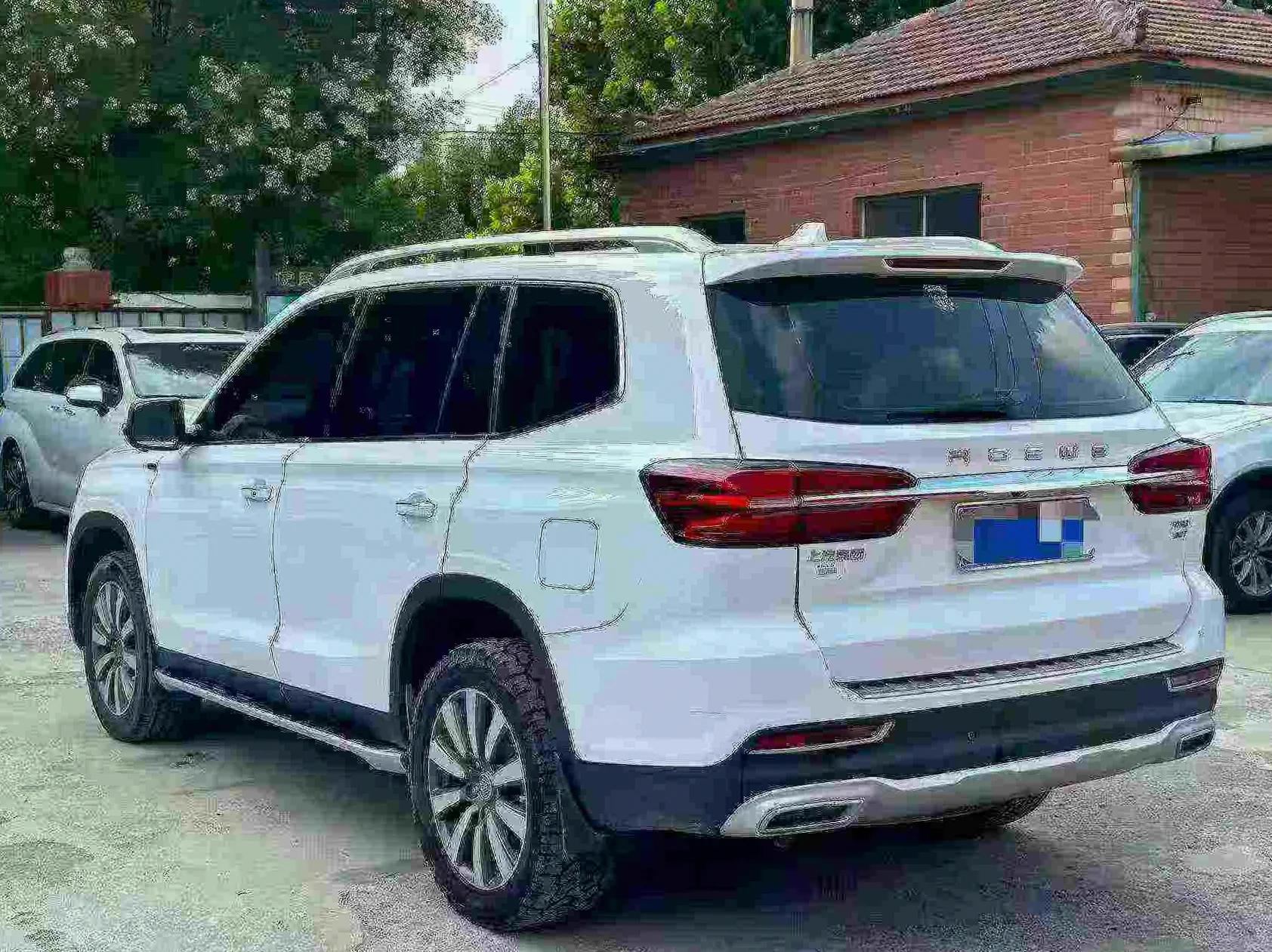 荣威360 后面外观一