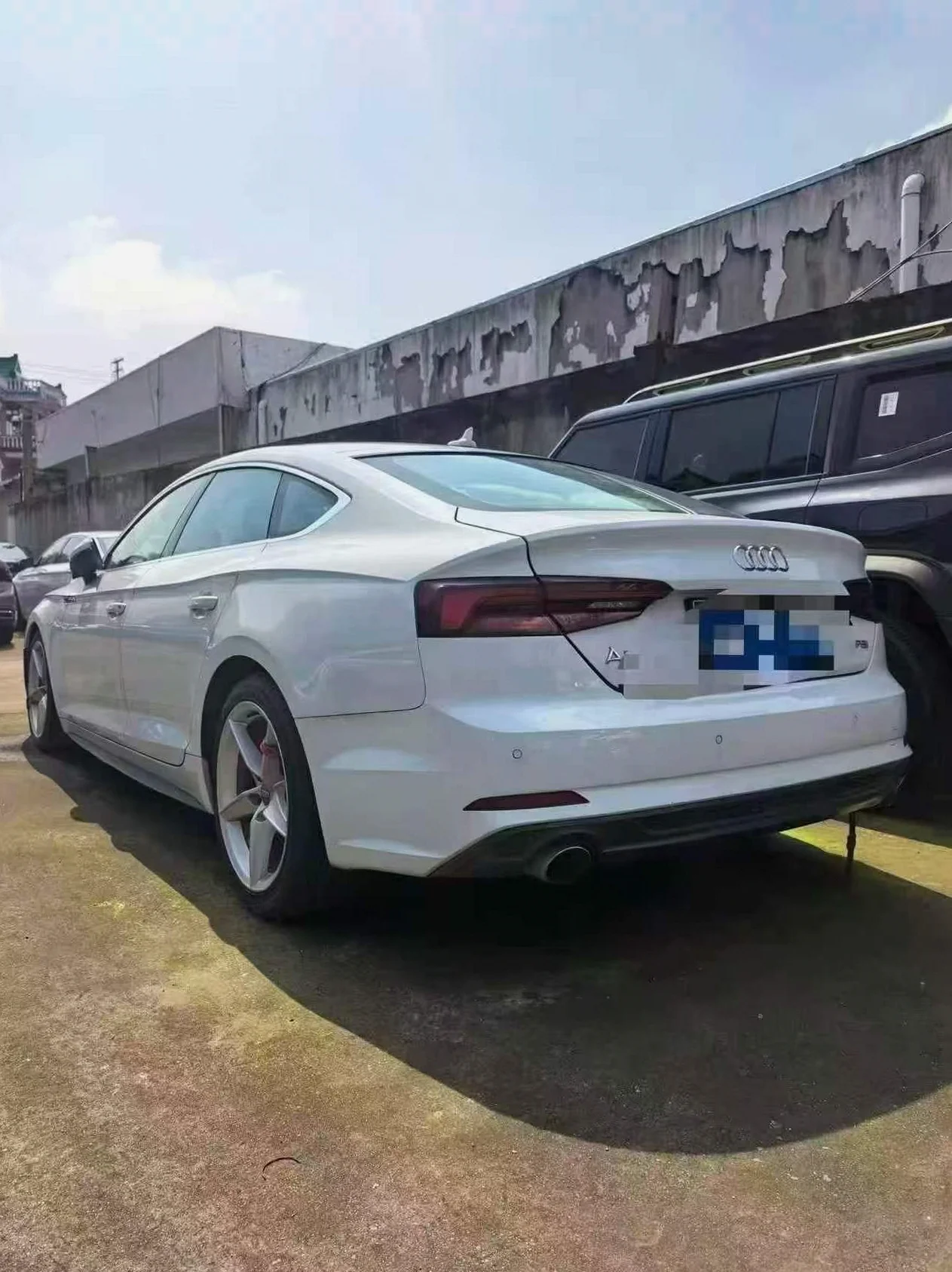 奥迪A5 后面外观三