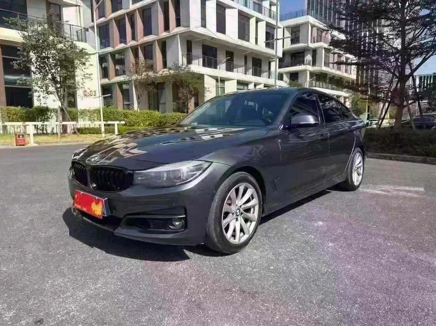 19年宝马320GT 2.0T顶配