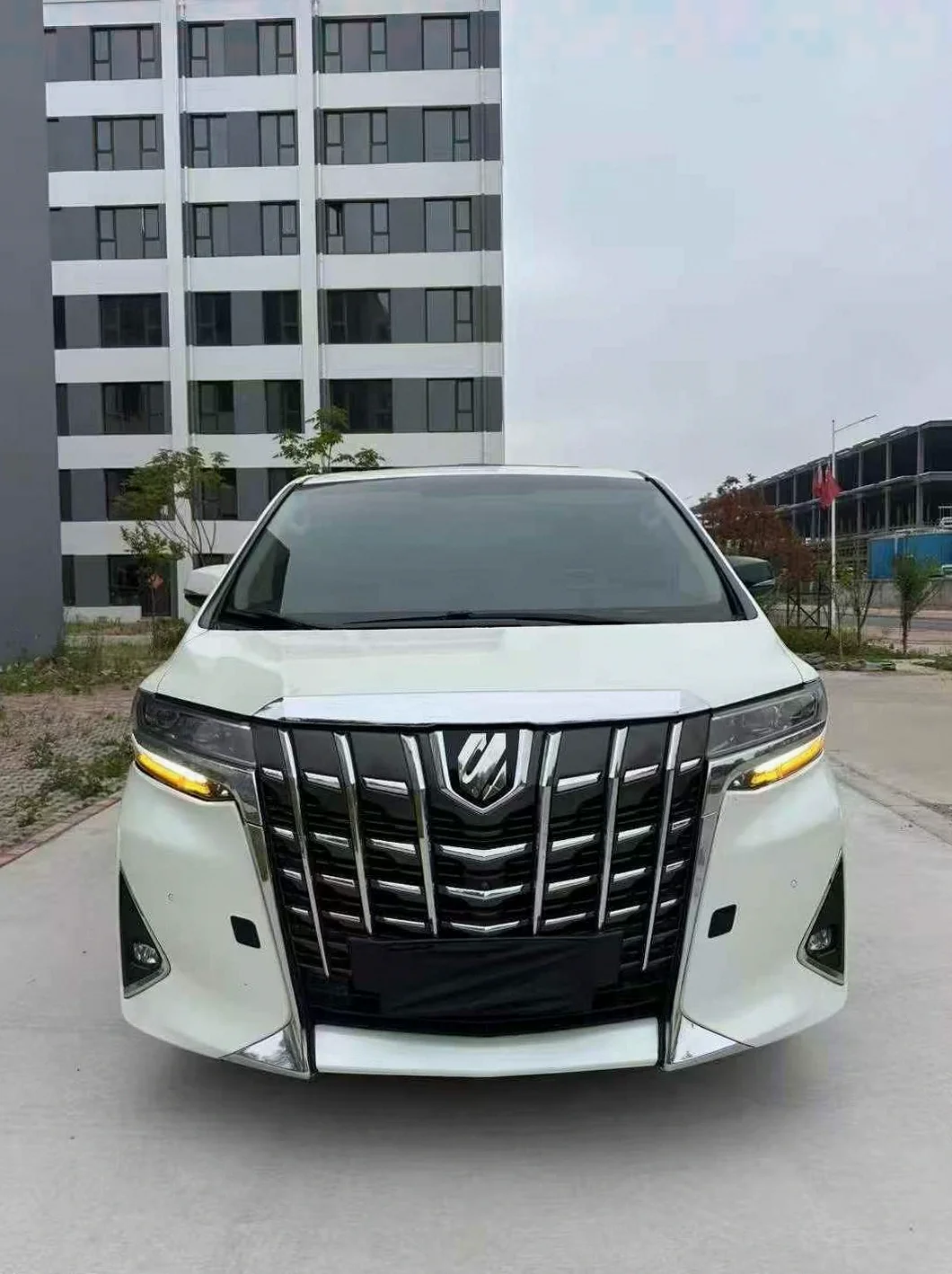 准19年丰田埃尔法 3.5V6