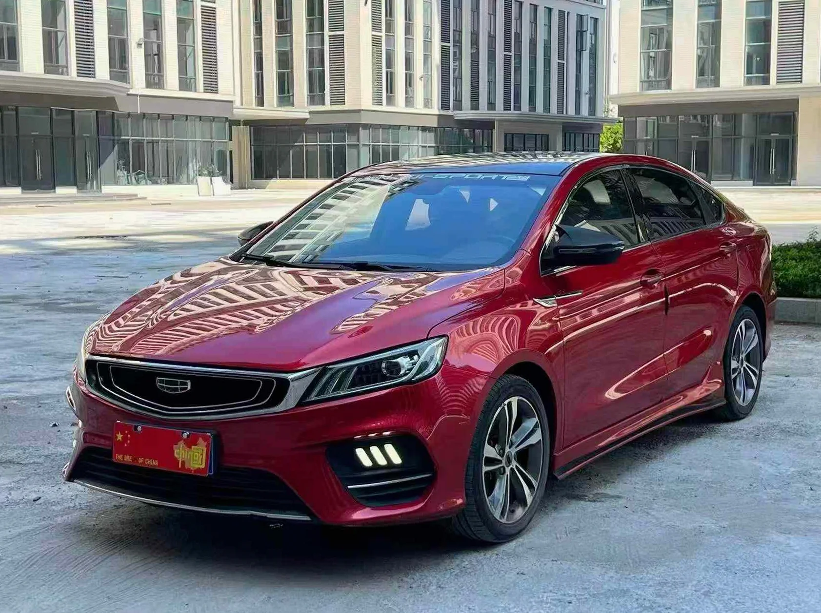 吉利缤瑞 正面外观三