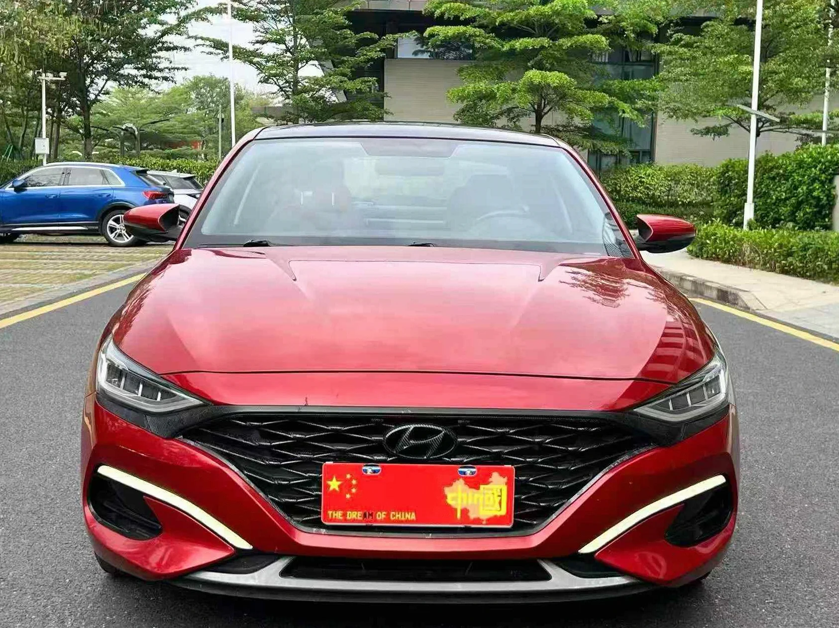 现代菲斯塔 正面外观二
