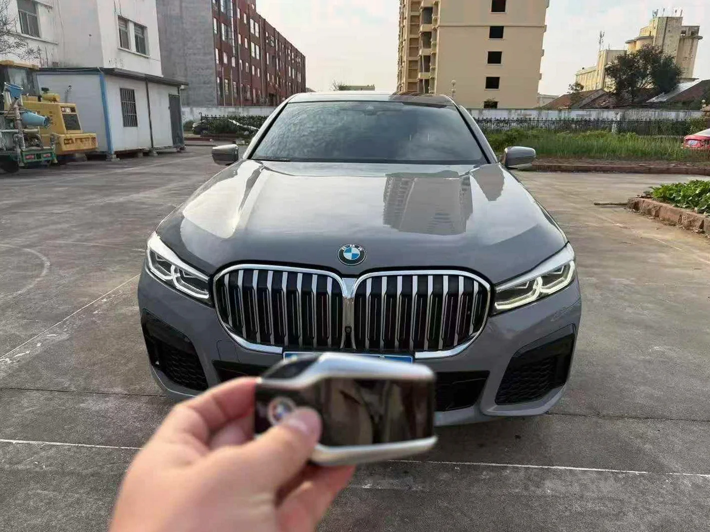 准20年宝马740Li 领先型M运动套装