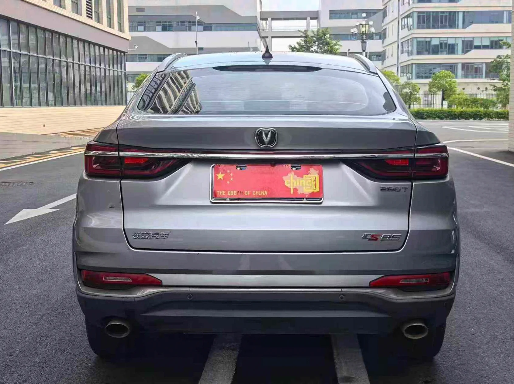 长安汽车CS85 后面外观二