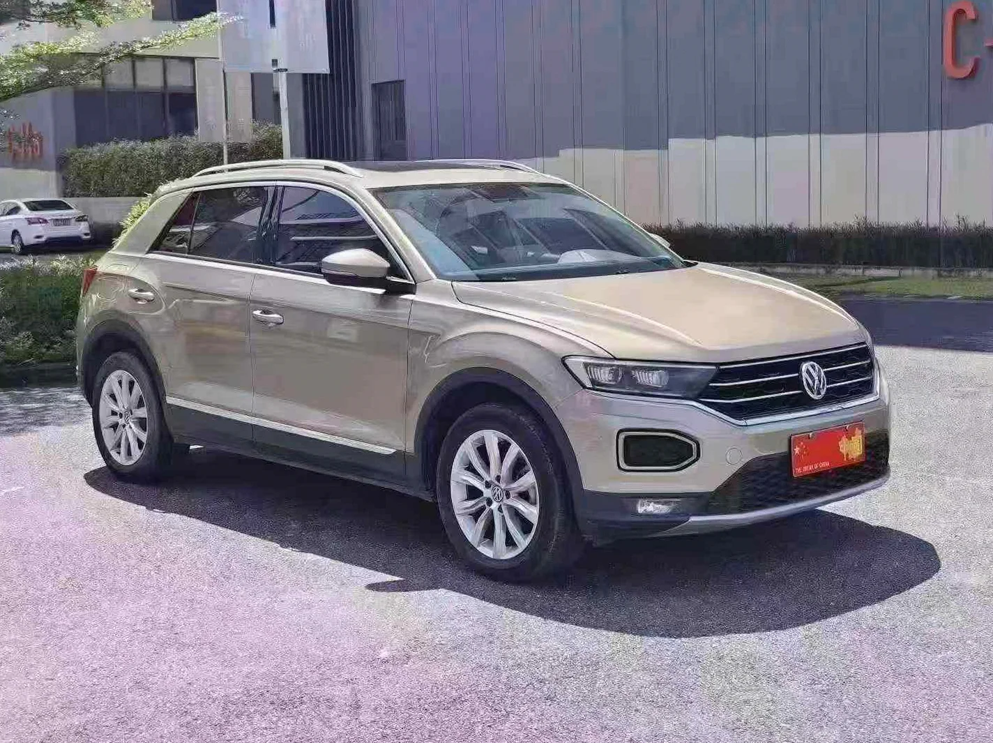 大众探歌 正面外观三