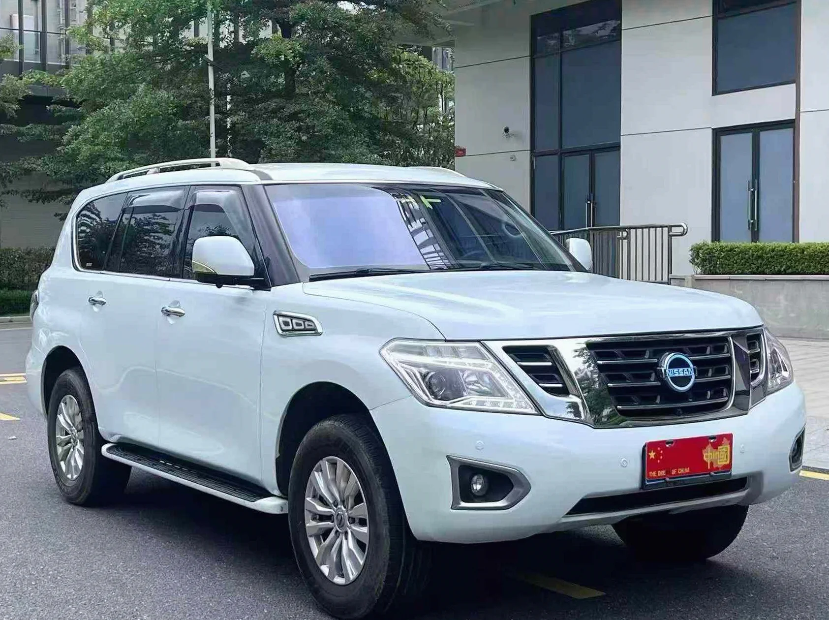 20年日产途乐 4.8L V6 四驱