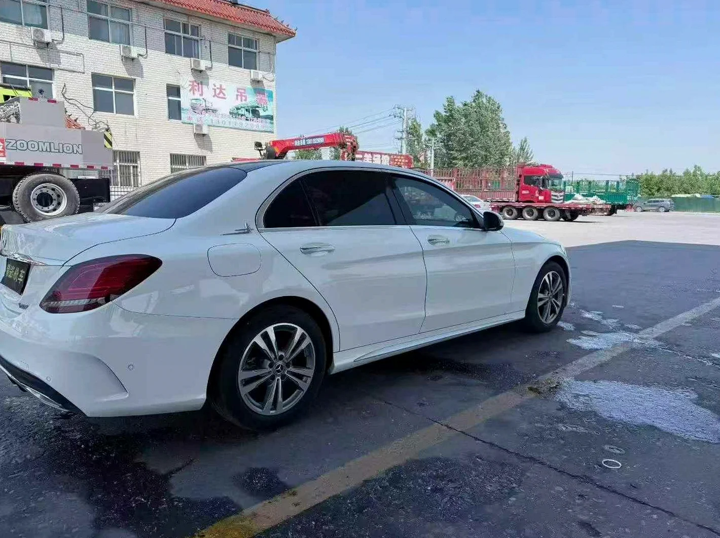 奔驰C 内饰前排