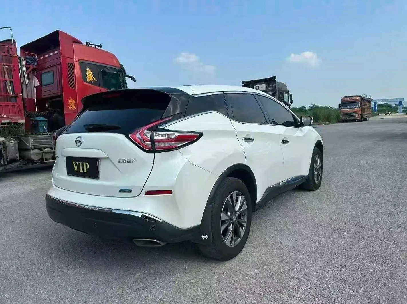 日产楼兰 后面外观三