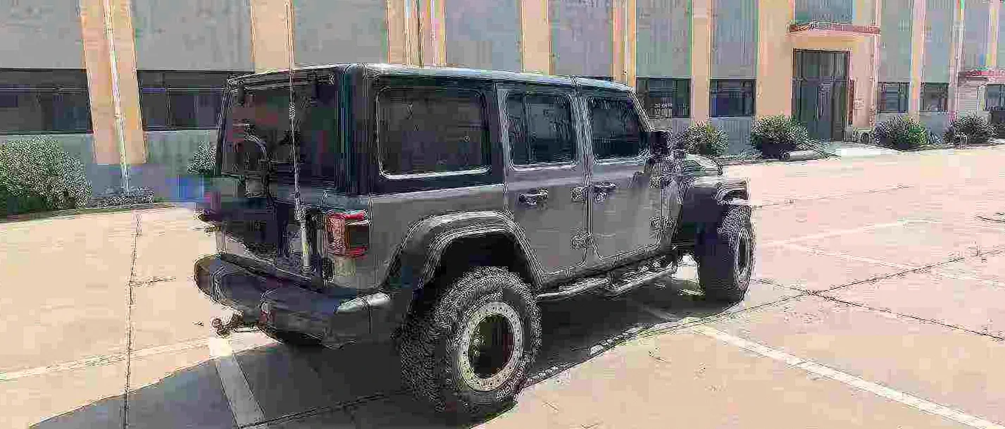 Jeep牧马人 正面外观三