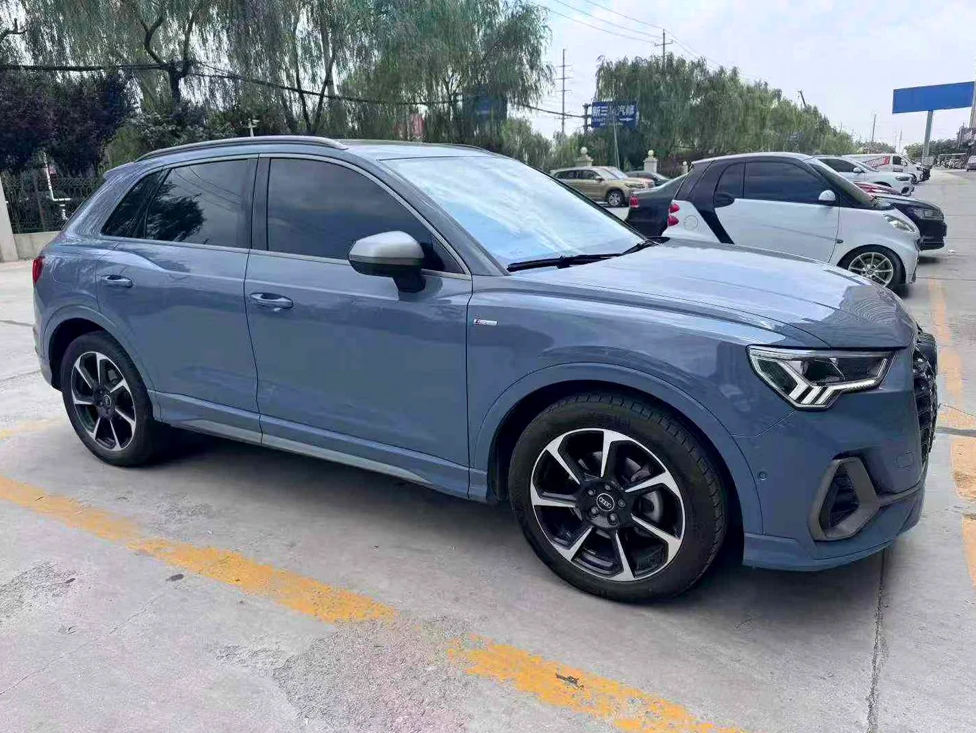 奥迪Q3 正面外观二