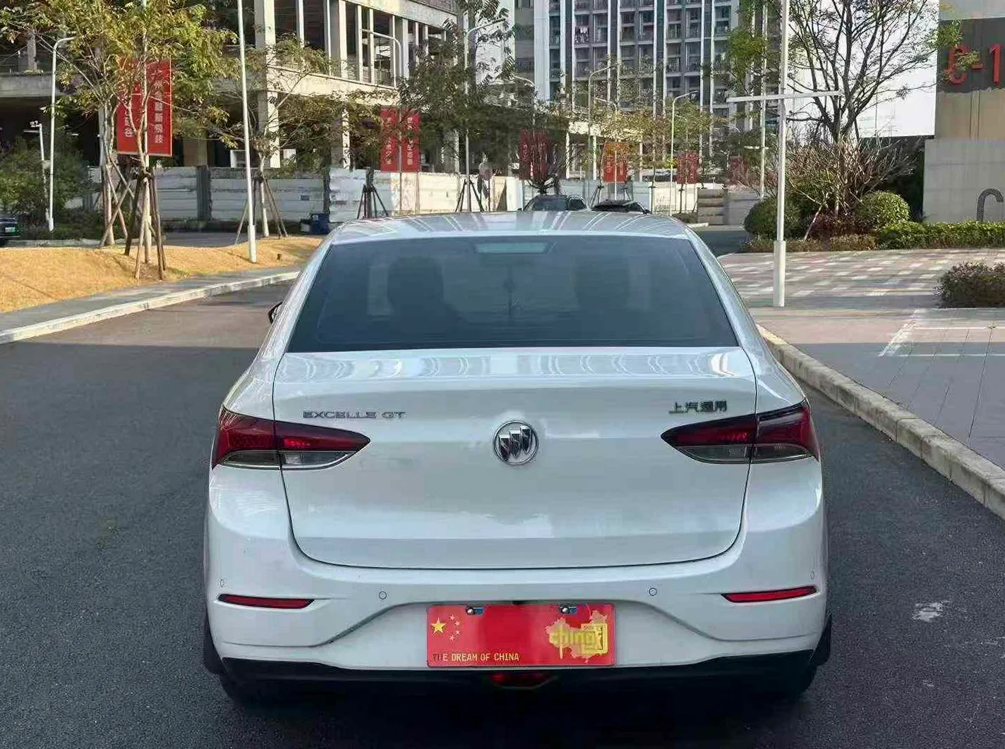 别克英朗 后面外观二