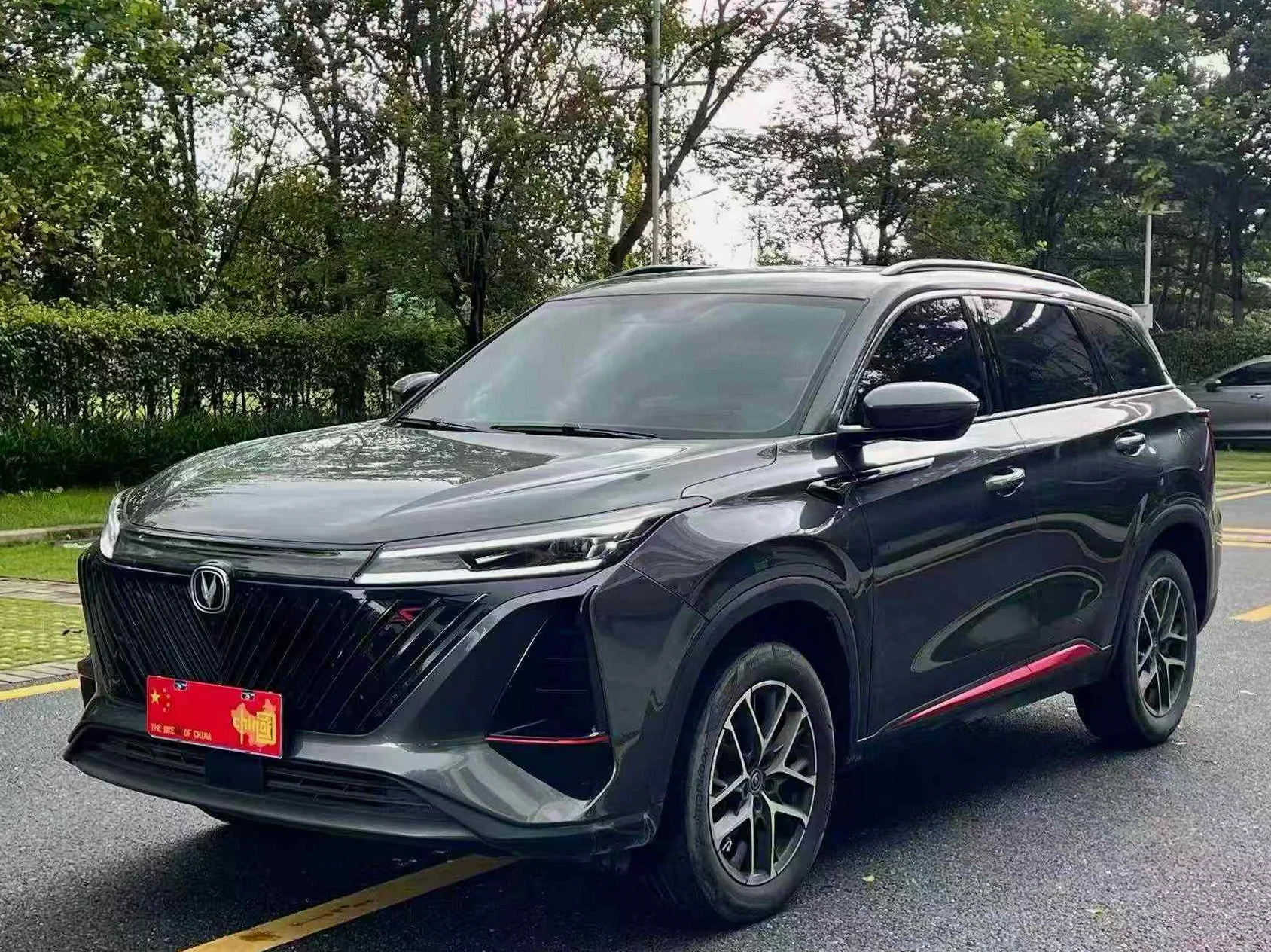 长安汽车CS75 正面外观三