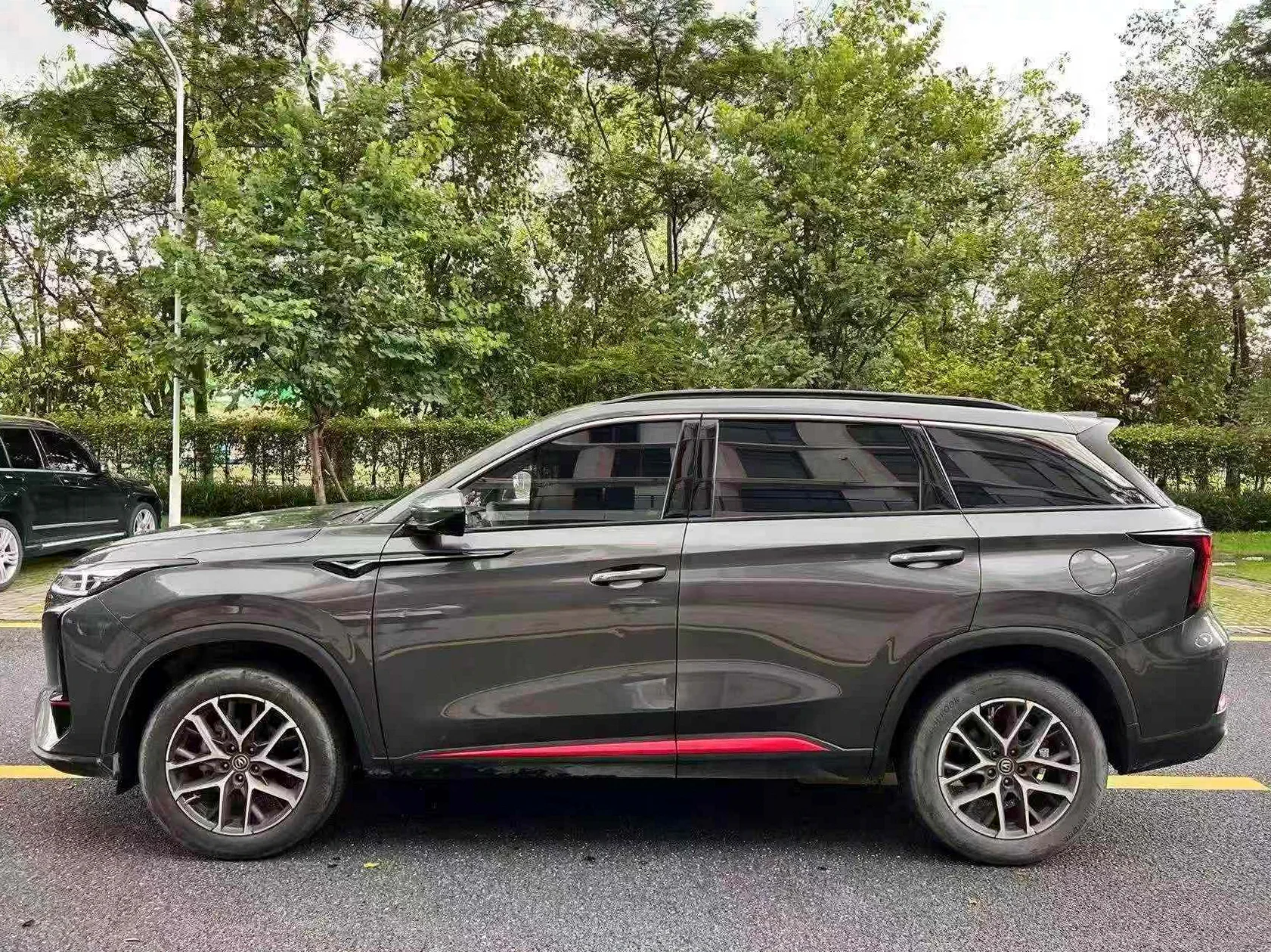 长安汽车CS75 后面外观一