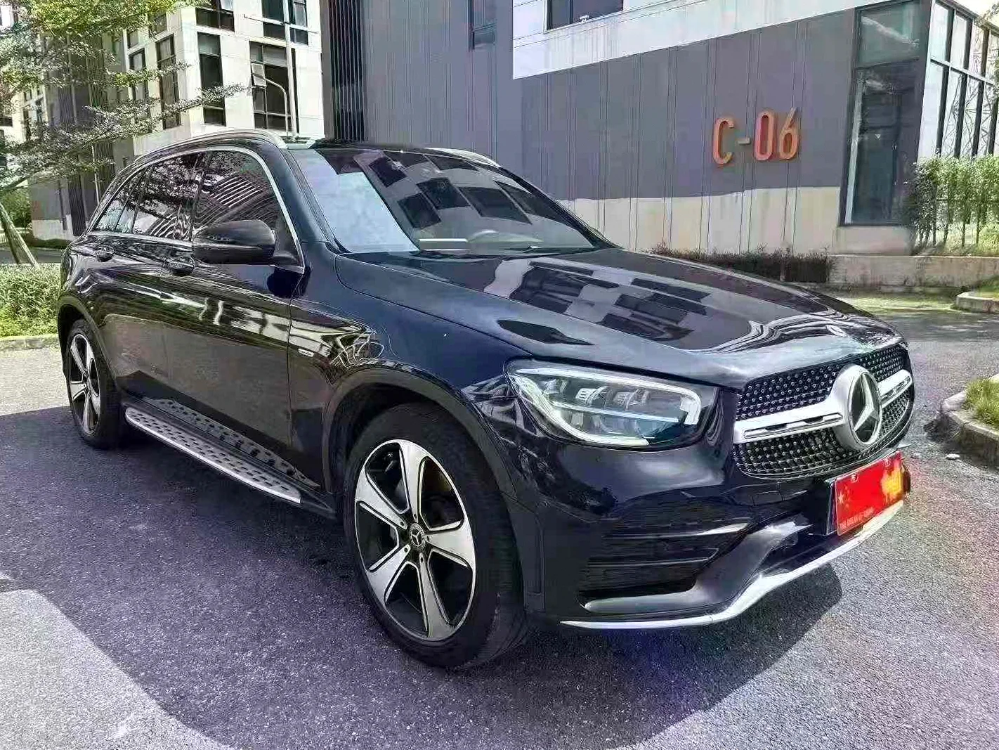 奔驰GLC 正面外观三