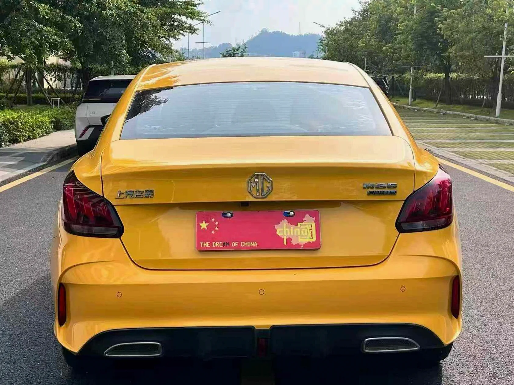 名爵5 后面外观二