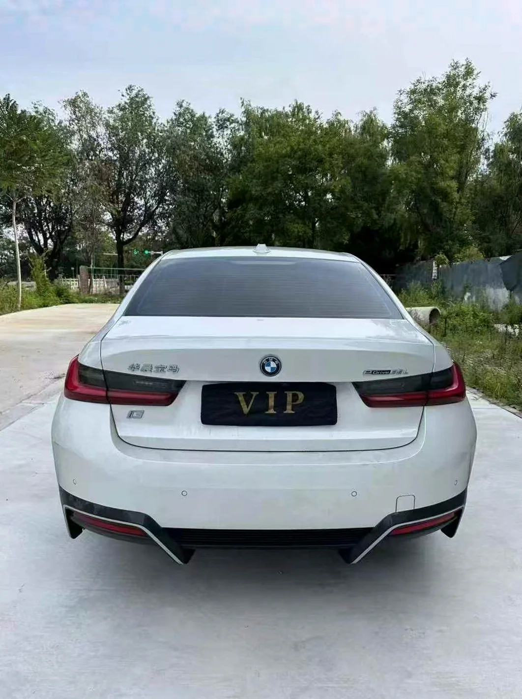 宝马I3 后面外观一