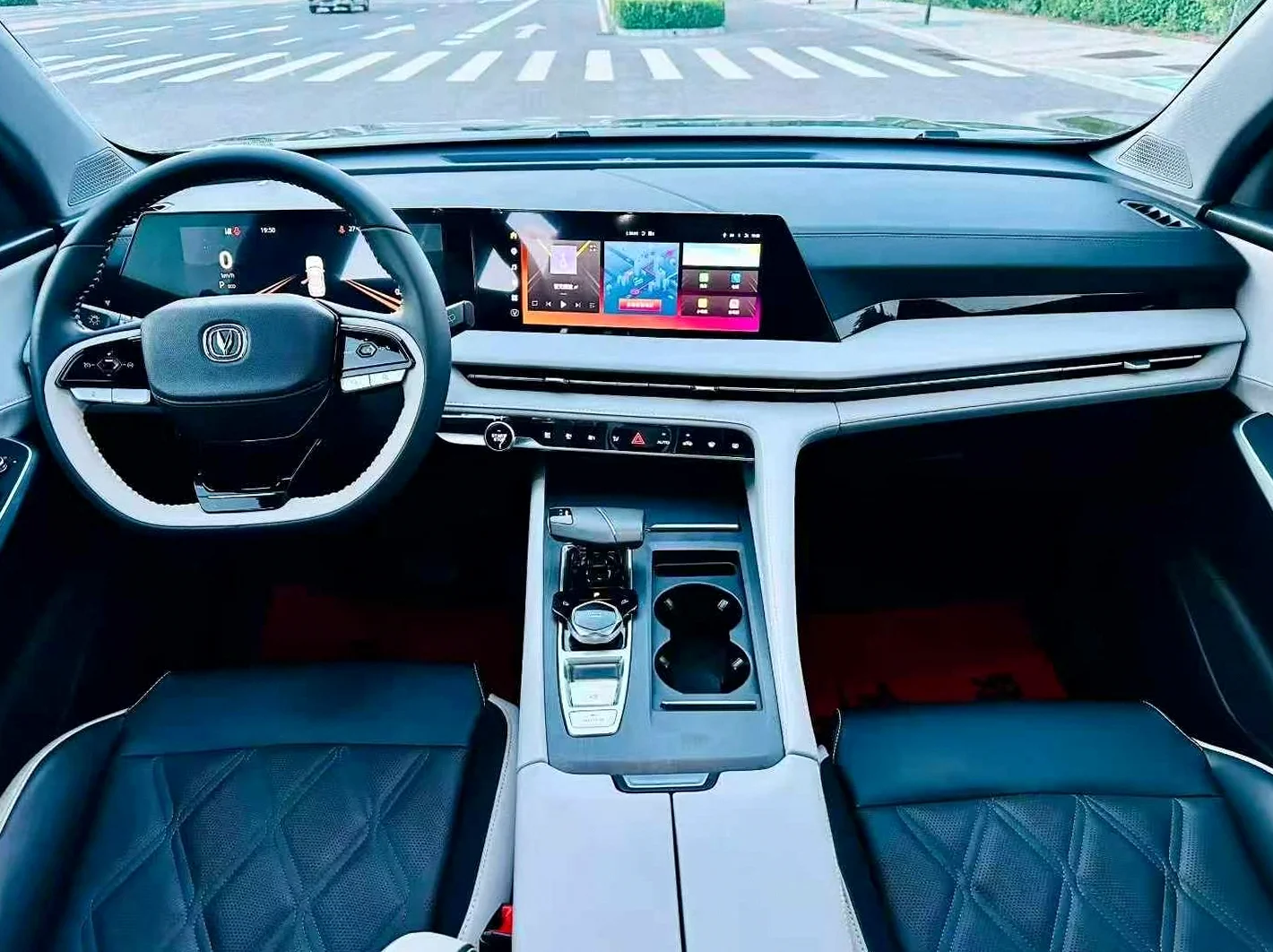 长安汽车CS75 后面外观二