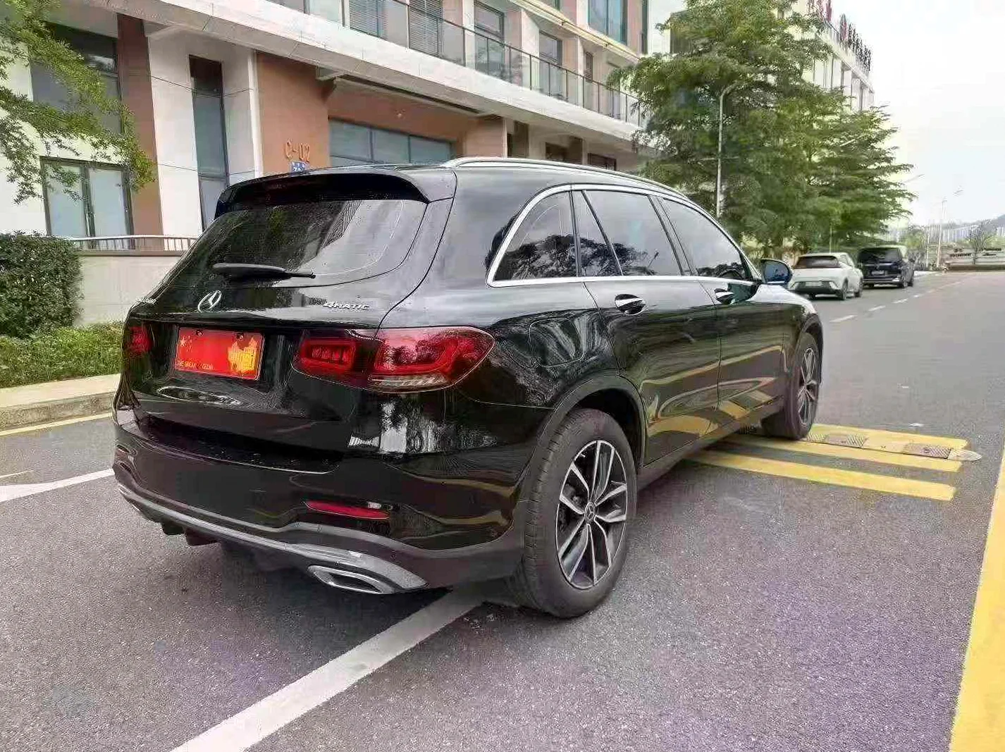 奔驰GLC 驾驶室
