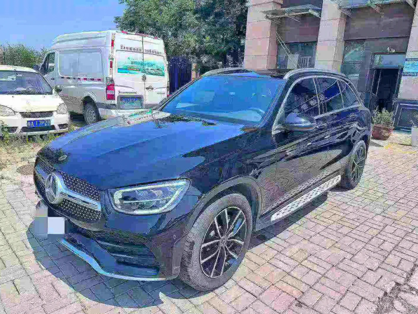 奔驰GLC 正面外观二