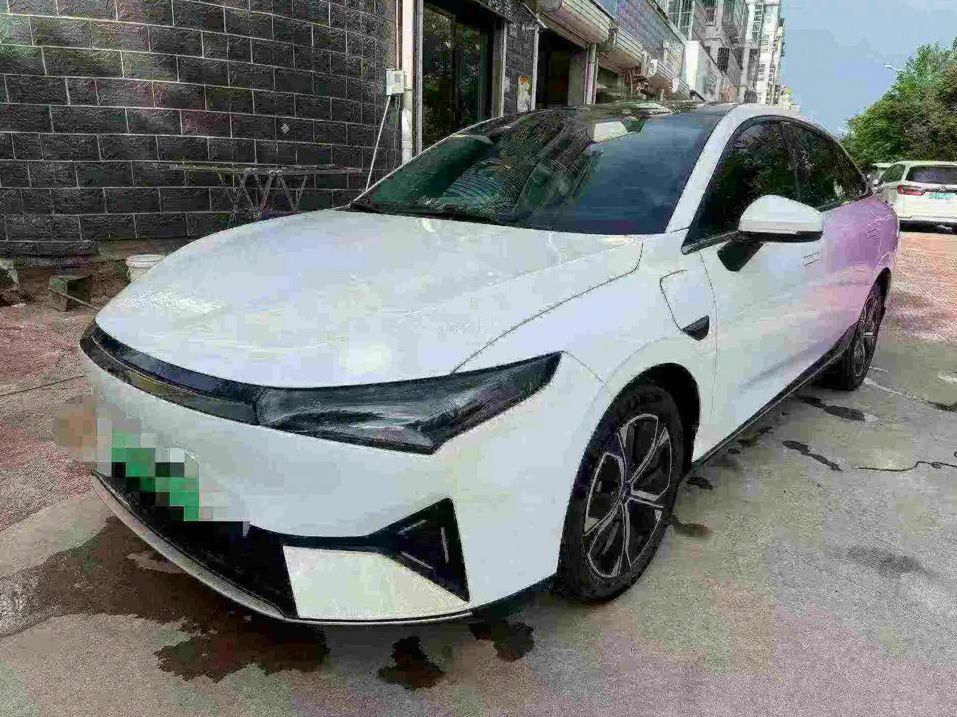 小鹏汽车P5 正面外观三