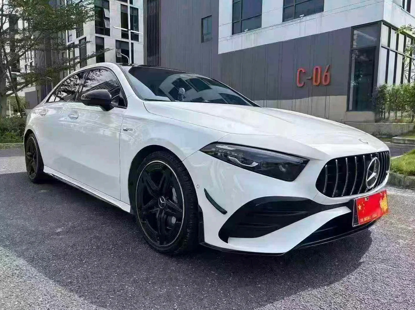奔驰AMG 正面外观三