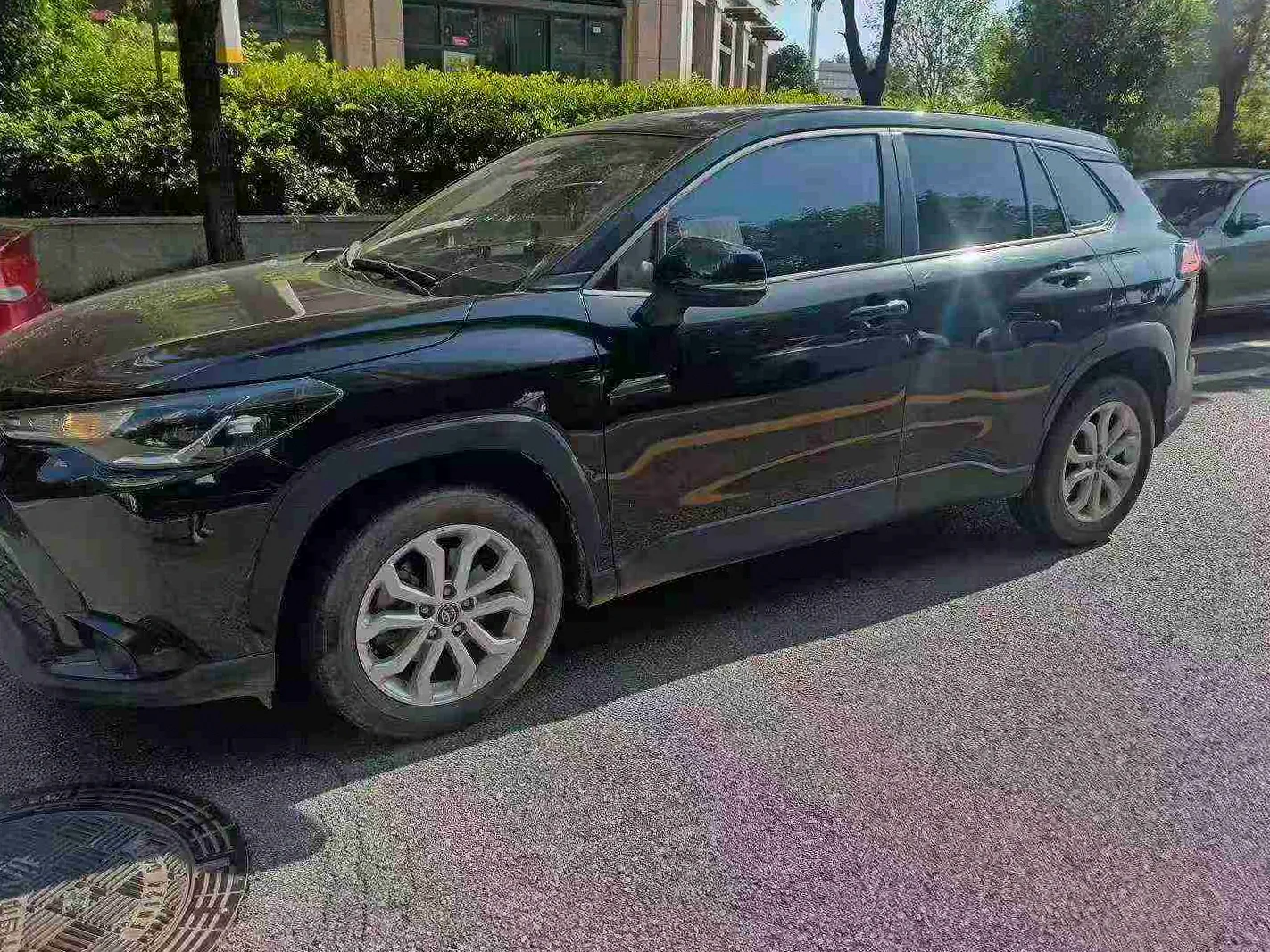比亚迪唐 正面外观三