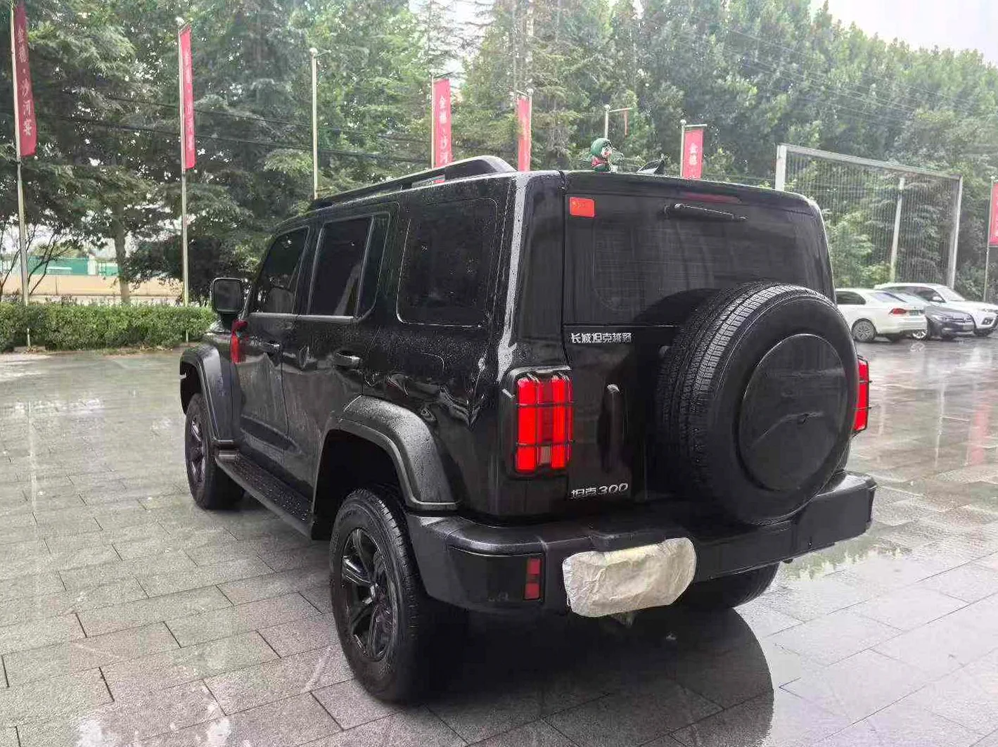 长城汽车坦克 后面外观一