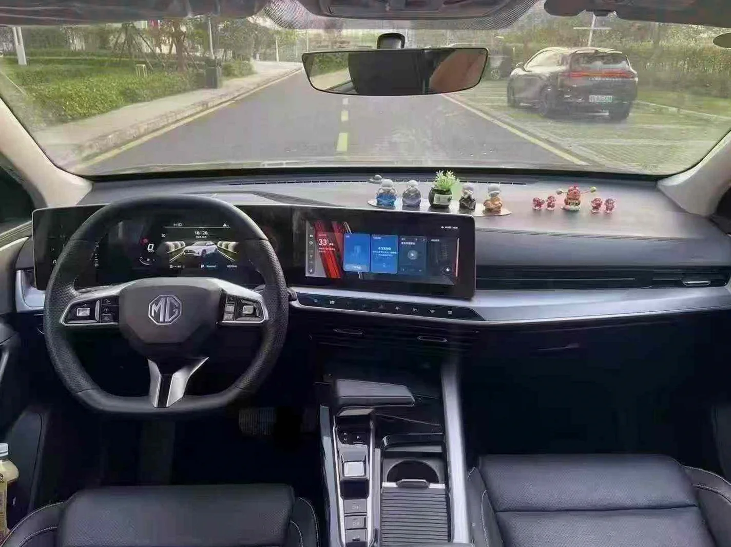 名爵ONE 驾驶室